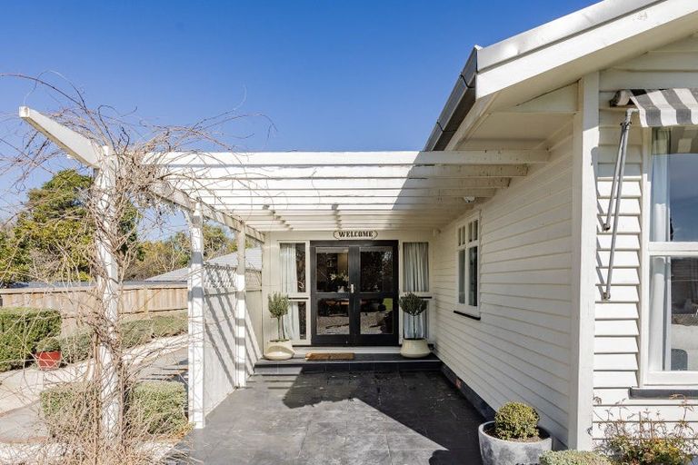 Photo of property in 2 Church Street, Amberley, 7410