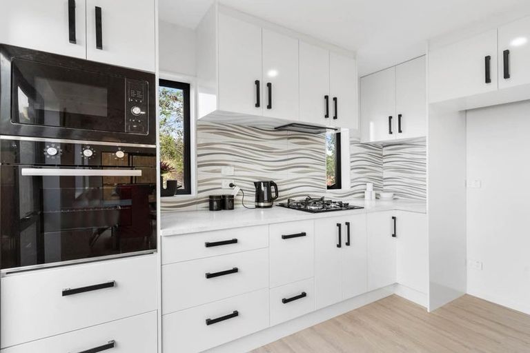 Photo of property in 4d Fields Road, Manurewa, Auckland, 2102