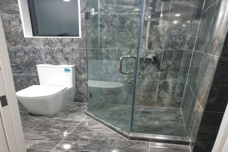 Photo of property in 32 Cooladawson Drive, Flat Bush, Auckland, 2019