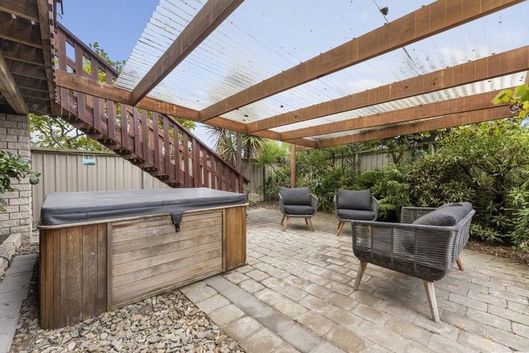 Photo of property in 8 Clariton Avenue, Green Island, Dunedin, 9018