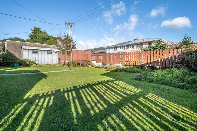 Photo of property in 8 Bould Street, Johnsonville, Wellington, 6037