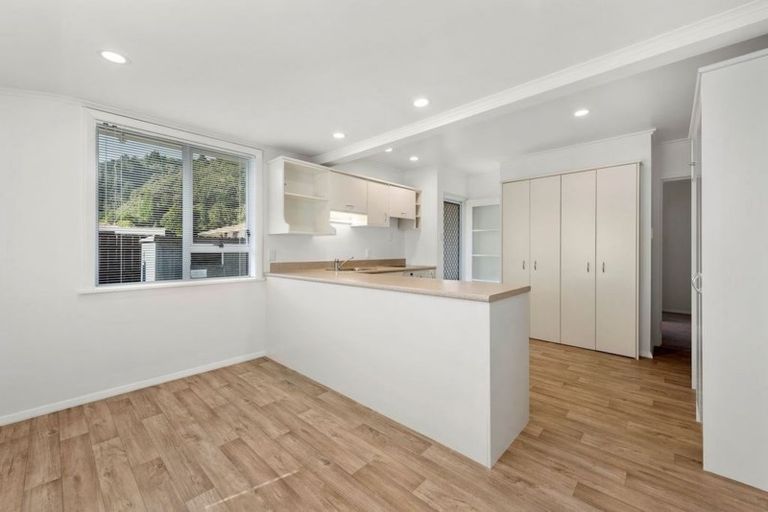 Photo of property in 49 Wilford Street, Wallaceville, Upper Hutt, 5018