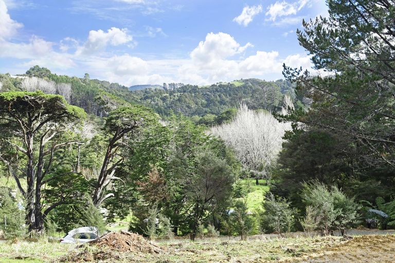 Photo of property in 99 Birdsall Road, Whangateau, 0985