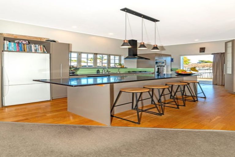 Photo of property in 34 Ormond Road, Whataupoko, Gisborne, 4010