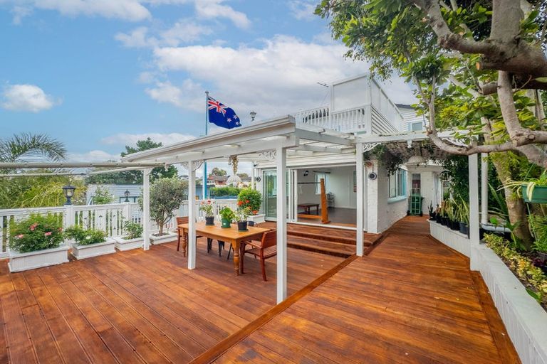 Photo of property in 73c East Coast Road, Castor Bay, Auckland, 0620