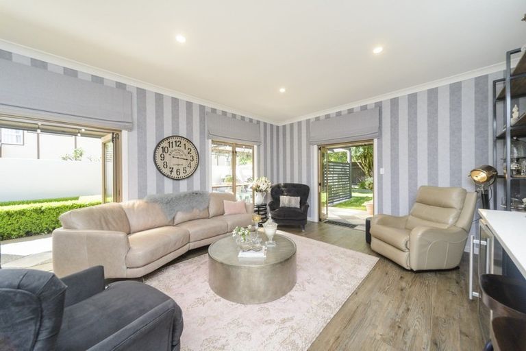 Photo of property in 28a Karina Terrace, Roslyn, Palmerston North, 4414