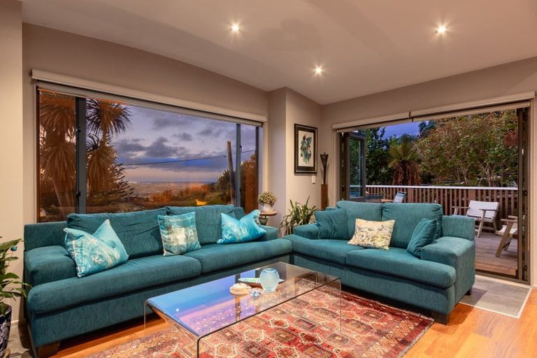 Photo of property in 41a Kotare Street, Waikanae, 5036