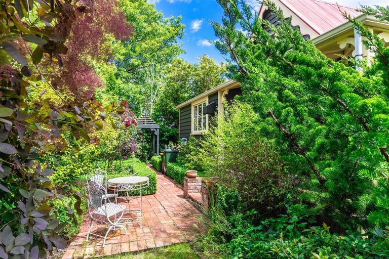 Photo of property in 76 Newnham Street, Rangiora, 7400