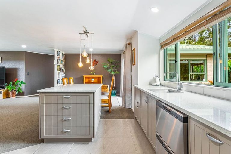 Photo of property in 1/199 Birdwood Road, Massey, Auckland, 0614