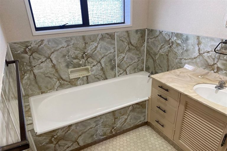 Photo of property in 37 Seales Road, Morrinsville, 3300