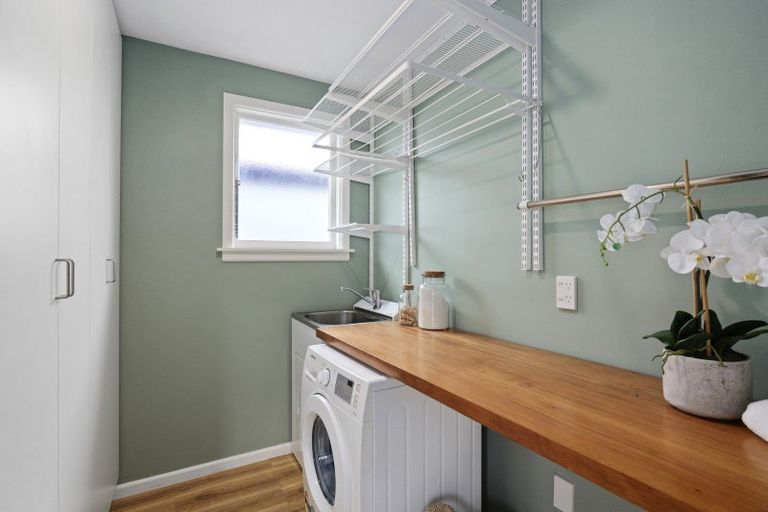 Photo of property in 47 Stapletons Road, Richmond, Christchurch, 8013