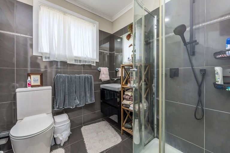 Photo of property in 27 Church Hill Road, Port Albert, Wellsford, 0973