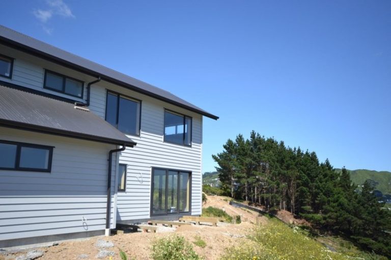 Photo of property in 50 Spenmoor Street, Newlands, Wellington, 6037