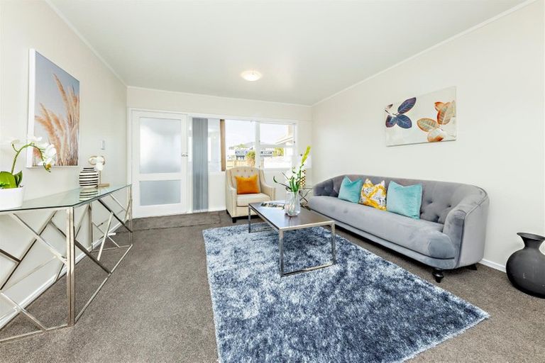 Photo of property in 2/33a Halsey Road, Manurewa, Auckland, 2102