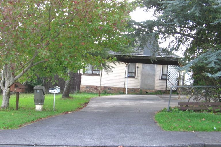 Photo of property in 1/114 Kervil Avenue, Te Atatu Peninsula, Auckland, 0610