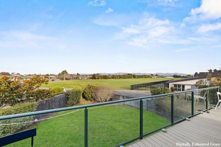 Photo of property in 11a Pinaster Place, Parklands, Christchurch, 8083