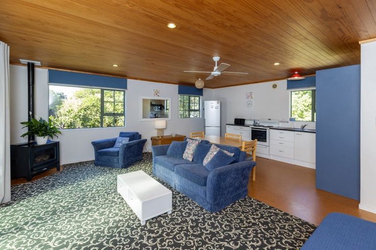Photo of property in 15a Wharemauku Road, Raumati Beach, Paraparaumu, 5032