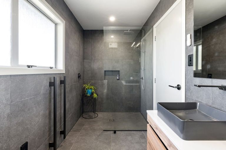 Photo of property in 17 Taksan Place, Pukete, Hamilton, 3200