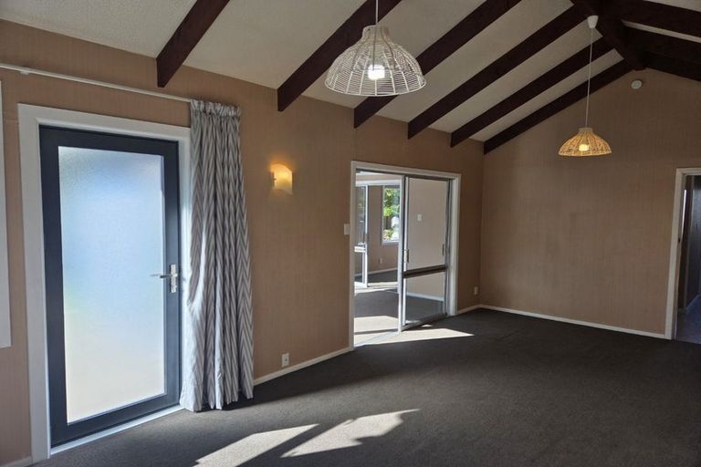 Photo of property in 41 Ansonby Street, Russley, Christchurch, 8042