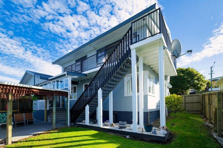 Photo of property in 73 Churchill Street, Kaikoura, 7300