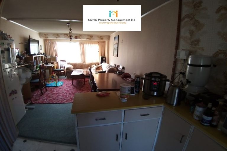 Photo of property in 2/48 Stanniland Street, Sunnyhills, Auckland, 2010