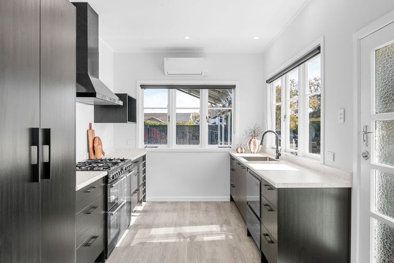 Photo of property in 87 Pembroke Street, Hamilton Lake, Hamilton, 3204