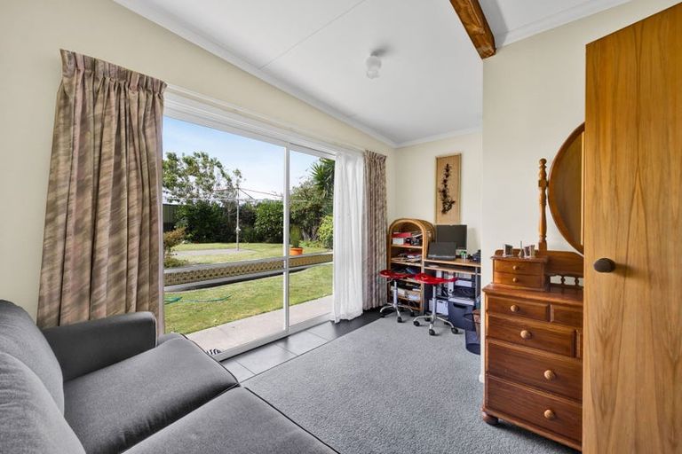 Photo of property in 56 Rewa Street, Inglewood, 4330