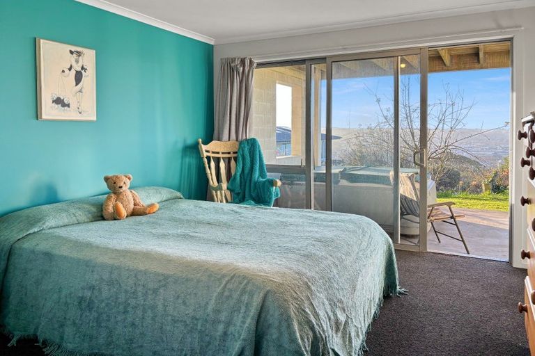 Photo of property in 18 Tamar Street, South Hill, Oamaru, 9400