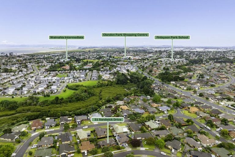 Photo of property in 21 Sandwick Drive, Weymouth, Auckland, 2103