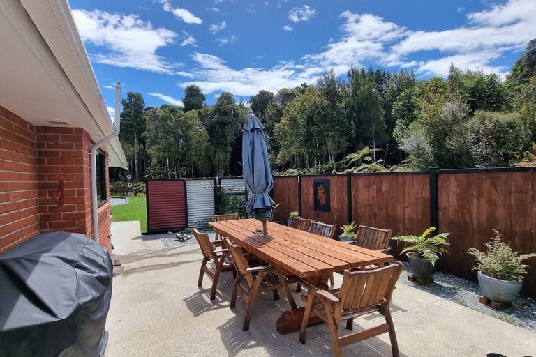 Photo of property in 8 Hurren Place West, Kumara Junction, Hokitika, 7882