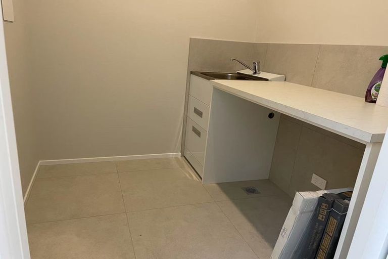 Photo of property in 26a Taikura Avenue, Red Beach, 0932