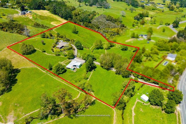 Photo of property in 98 Grange Road, Hahei, Whitianga, 3591