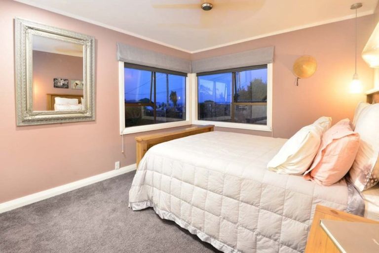 Photo of property in 4 River Road, Red Beach, 0932