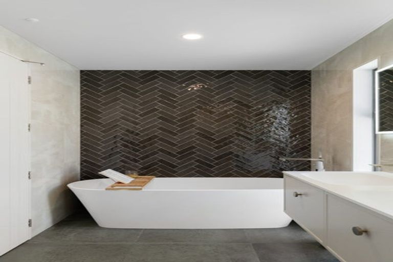 Photo of property in 13 Barnfields Close, Halswell, Christchurch, 8025