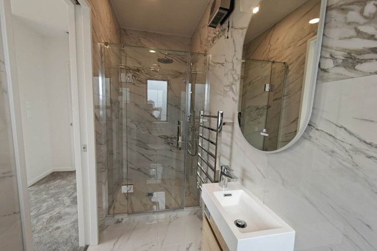 Photo of property in 1 Green Bamboo Road, Hobsonville, Auckland, 0616