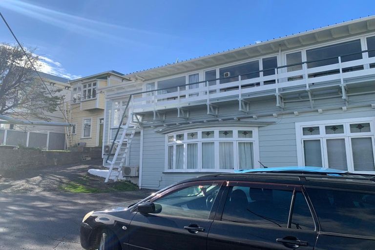 Photo of property in 1/24 Austin Street, Mount Victoria, Wellington, 6011