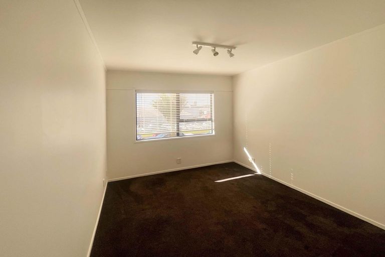 Photo of property in 32a Elliot Street, Howick, Auckland, 2014