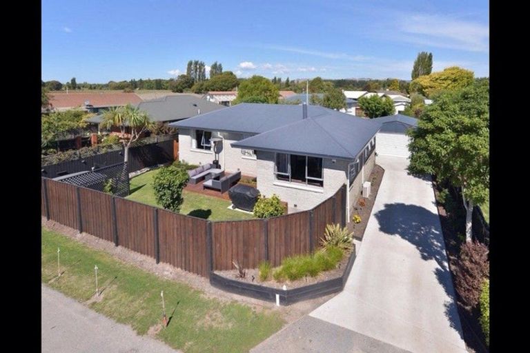 Photo of property in 1/17d Te Maru Place, Redwood, Christchurch, 8051