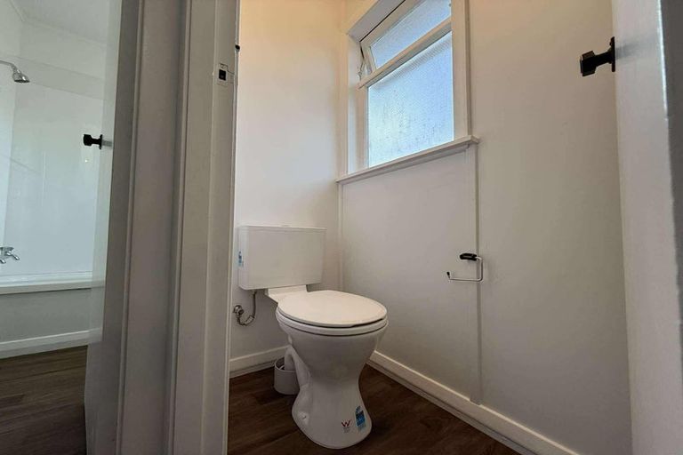 Photo of property in 9 Wainhouse Street, Stokes Valley, Lower Hutt, 5019