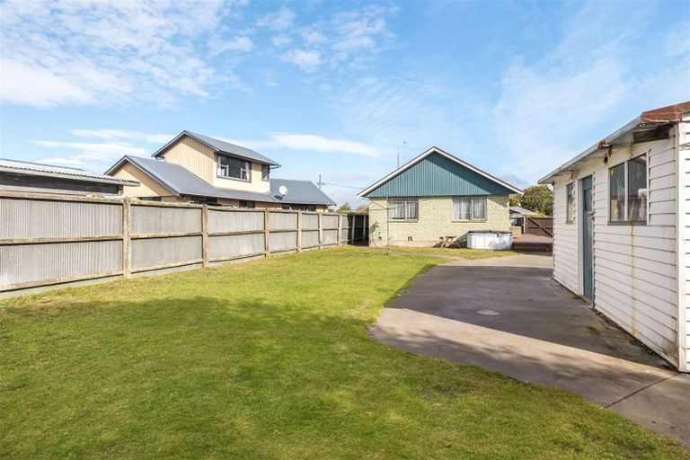 Photo of property in 467 Mairehau Road, Parklands, Christchurch, 8083