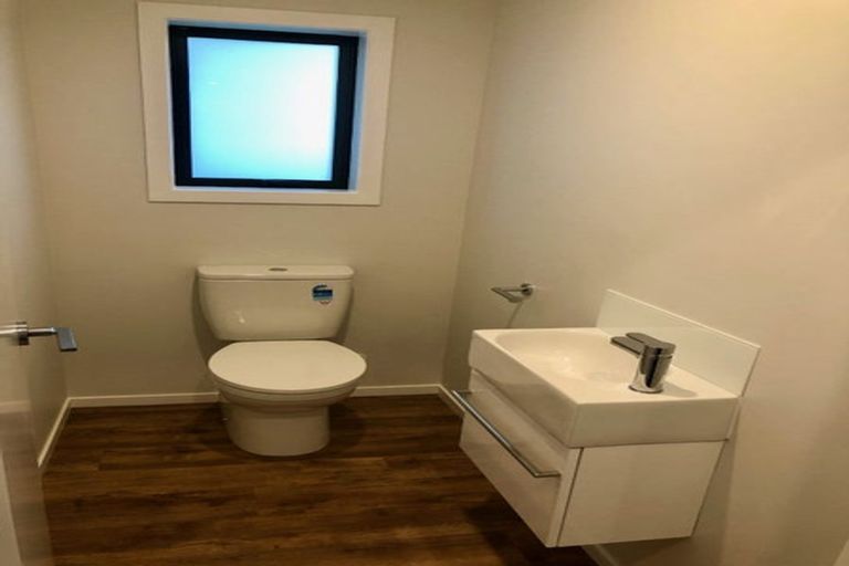 Photo of property in 12 Merton Street, Trentham, Upper Hutt, 5018