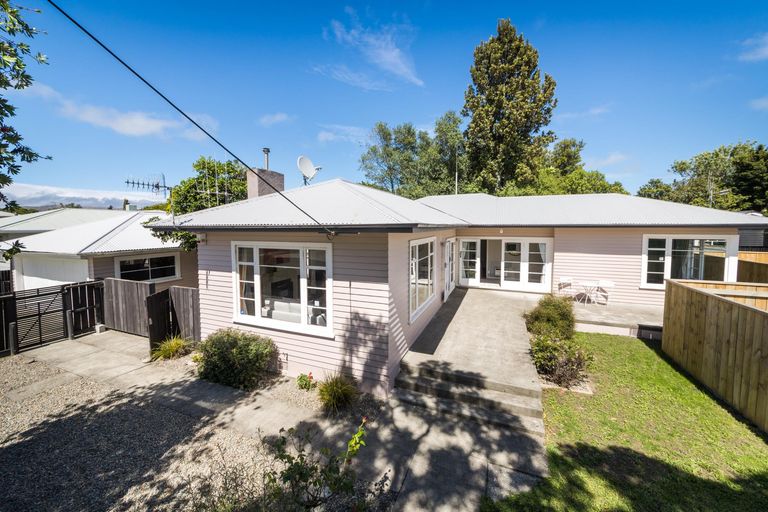 Photo of property in 170 Maxwells Line, Awapuni, Palmerston North, 4412