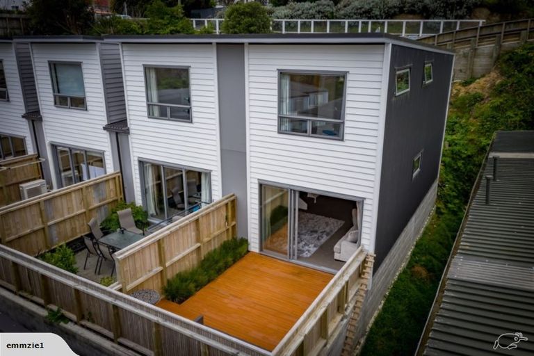 Photo of property in 7u1 Handyside Street, Tawa, Wellington, 5028