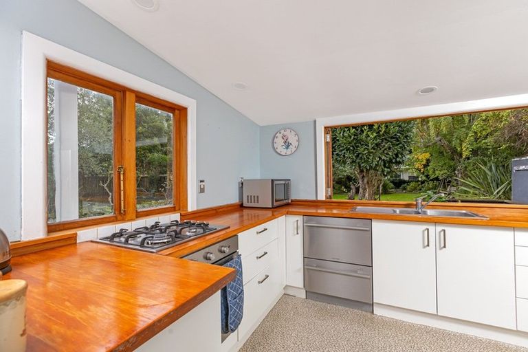 Photo of property in 48 Jellicoe Street, Greytown, 5712