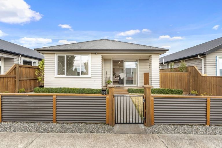 Photo of property in 15 Hodgkinson Road, Pegasus, 7612