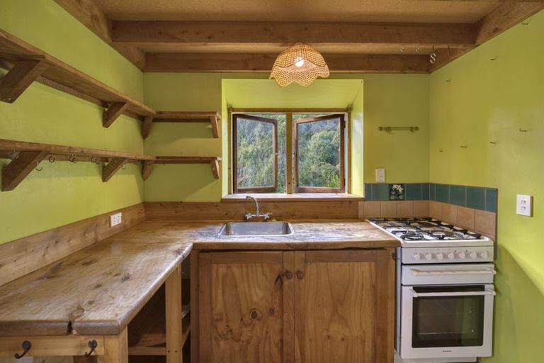 Photo of property in 42 Gibbs Road, Collingwood, 7073