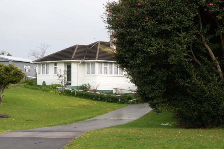 Photo of property in 13 Forbes Road, Favona, Auckland, 2024