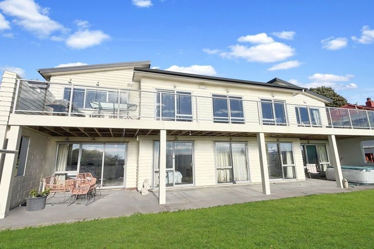 Photo of property in 18 Tamar Street, South Hill, Oamaru, 9400