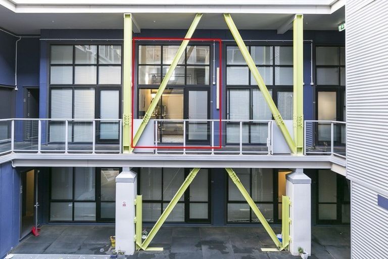 Photo of property in Urbane Apartments, 40/29 Webb Street, Mount Cook, Wellington, 6011