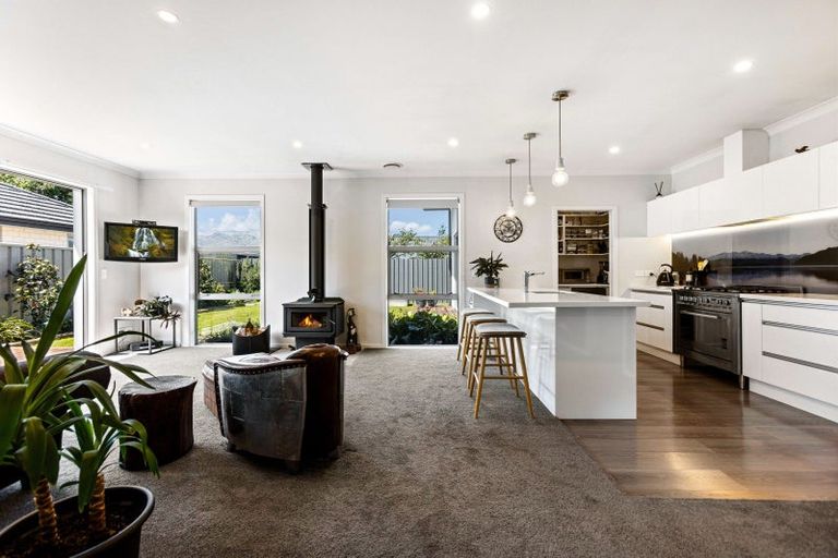 Photo of property in 12 Electric Place, Cromwell, 9310